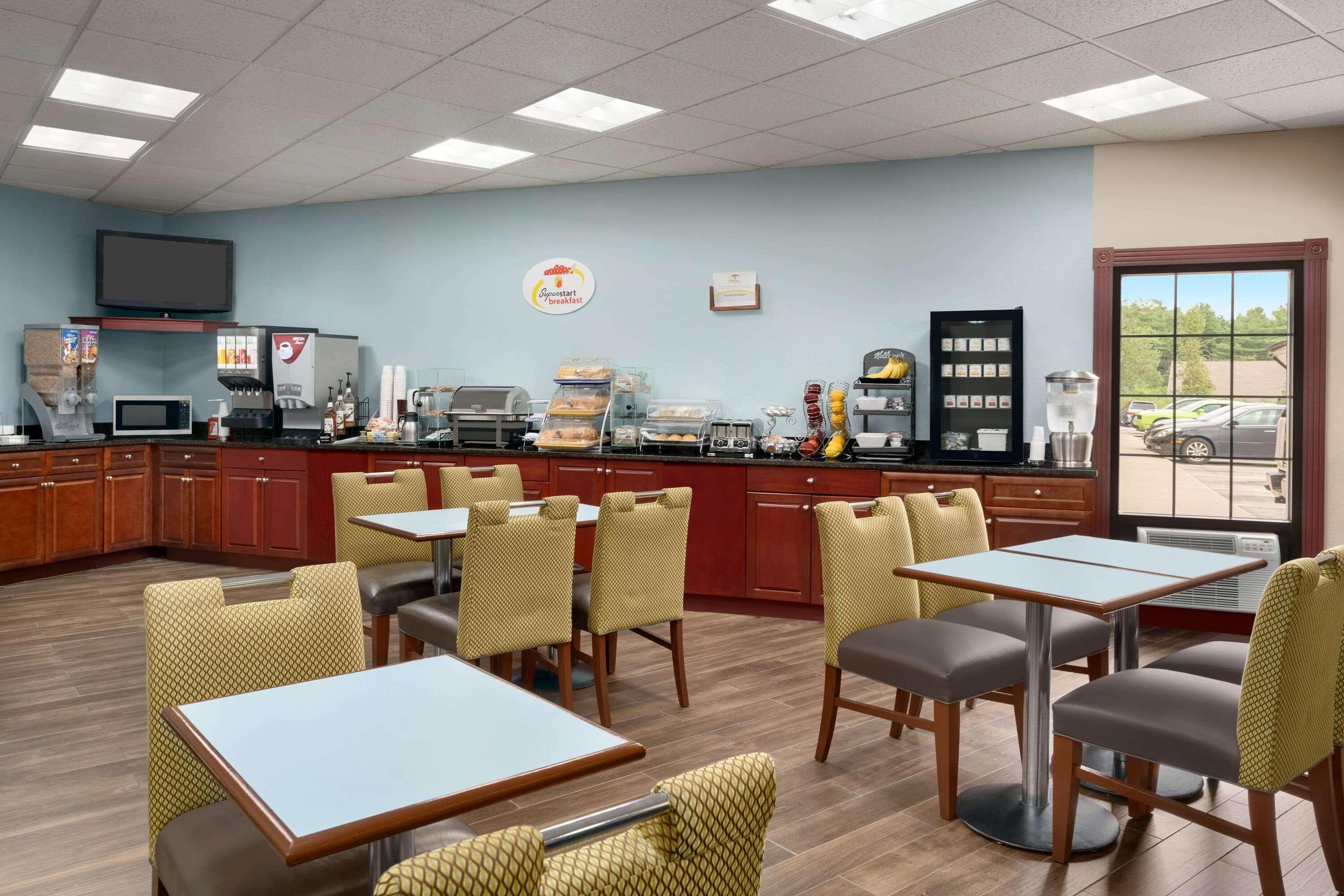 Super 8 By Wyndham West Greenwich/Providence Zewnętrze zdjęcie